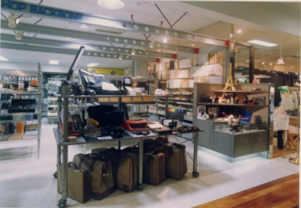 昔の店舗の様子